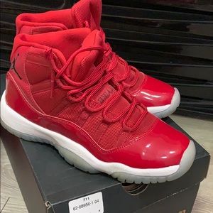 Jordan 11s